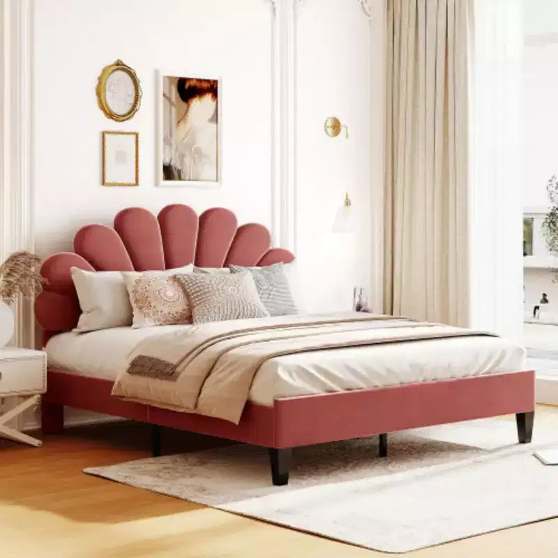 Lit plateforme capitonné Queen Size Rouge Haricot avec tête de lit florale en velours