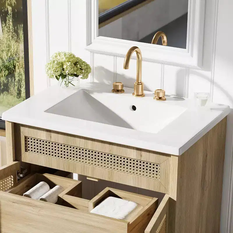 Table basse de rangement ronde rainurée de 80,8 cm, en pin massif avec portes coulissantes, finition noyer