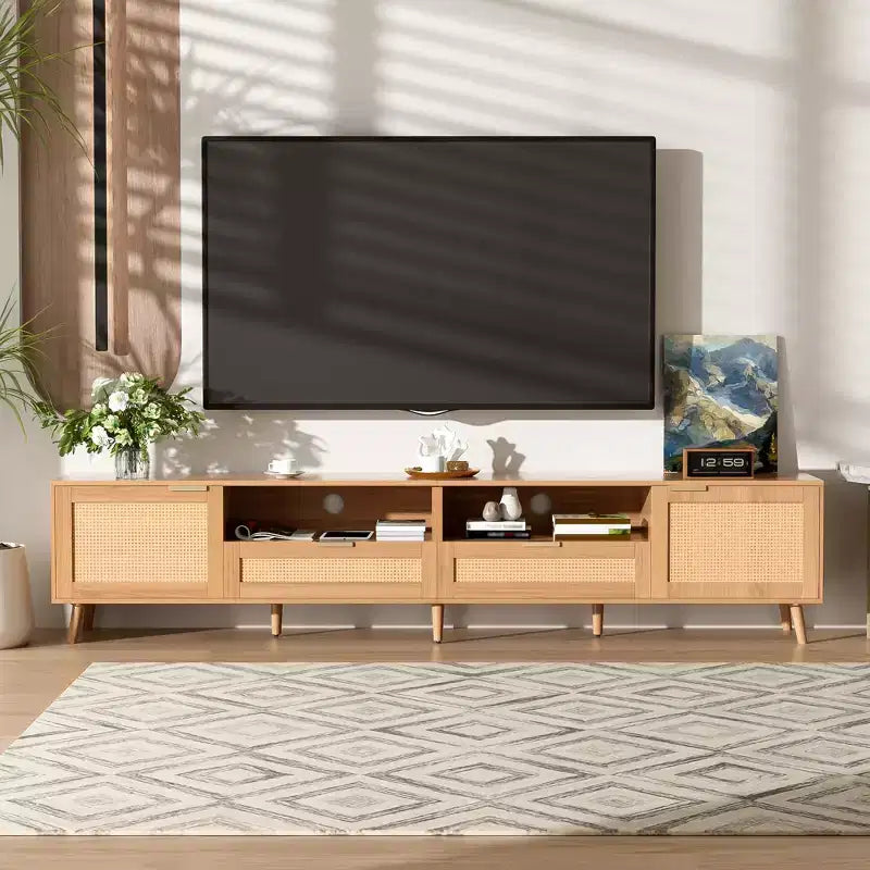 Meuble TV en rotin de 90 pouces, style ferme moderne avec pieds en bois massif, meuble de divertissement pour salon