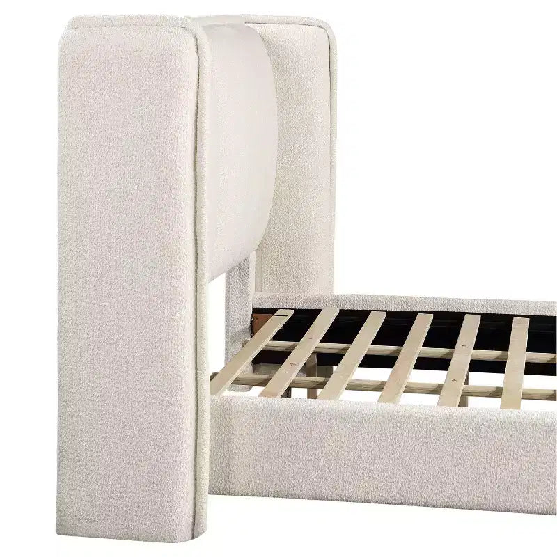 Lit plateforme moderne Queen Size en tissu bouclette avec tête de lit capitonnée à oreilles