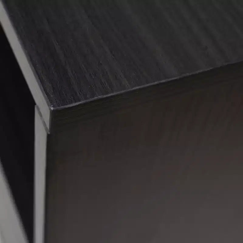 Meuble TV Rochester avec cadre en bois, rangement fermé et pieds en fer noir, meuble de divertissement moderne