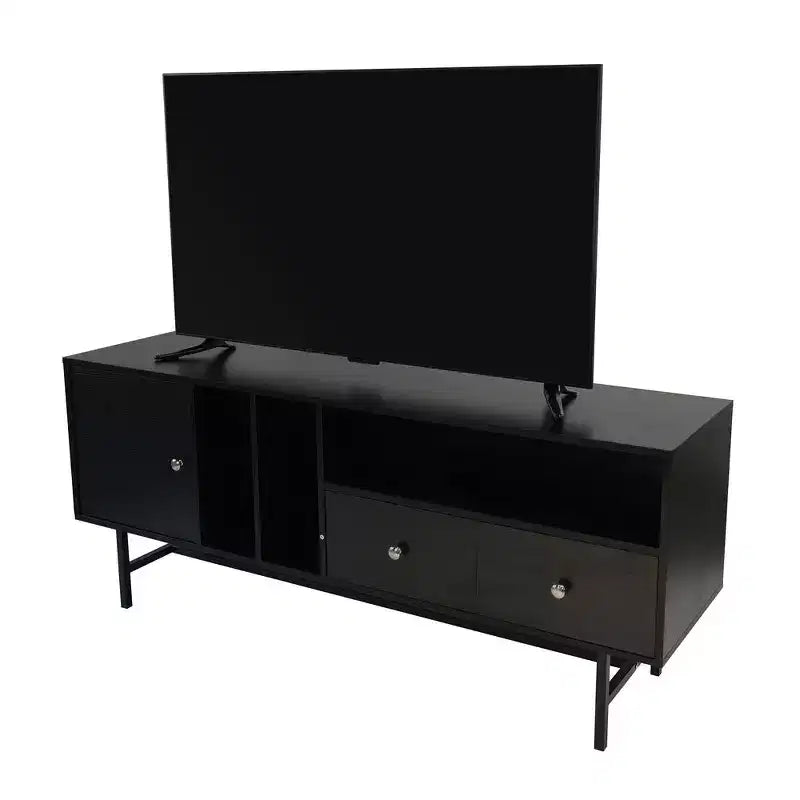 Meuble TV Rochester avec cadre en bois, rangement fermé et pieds en fer noir, meuble de divertissement moderne